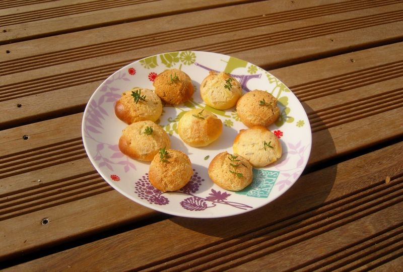 Chouquettes au Parrmesan et au Thym