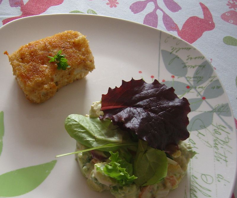 Tartare de légumes  avec du lieu pané