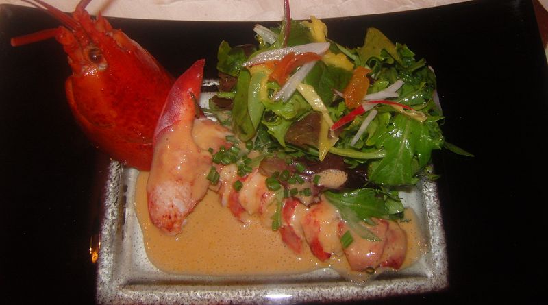 La Roche le Roy Fraicheur de Homard Mesclun à la Mangue